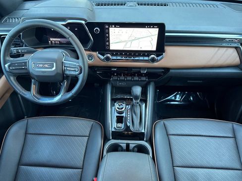 New 2023 GMC Canyon AT4 w/ AT4 Premium Package AWD/4WD image 14