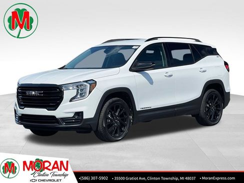 Certified 2023 GMC Terrain SLT w/ Elevation Edition AWD/4WD image 1