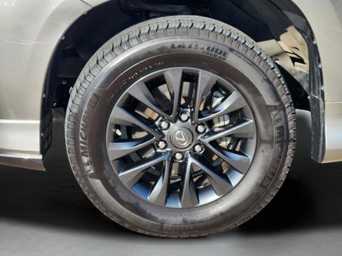 Used 2022 Lexus GX 460 Luxury AWD/4WD image 39