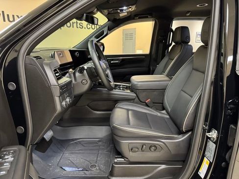 Used 2026 Chevrolet Tahoe Premier image 8