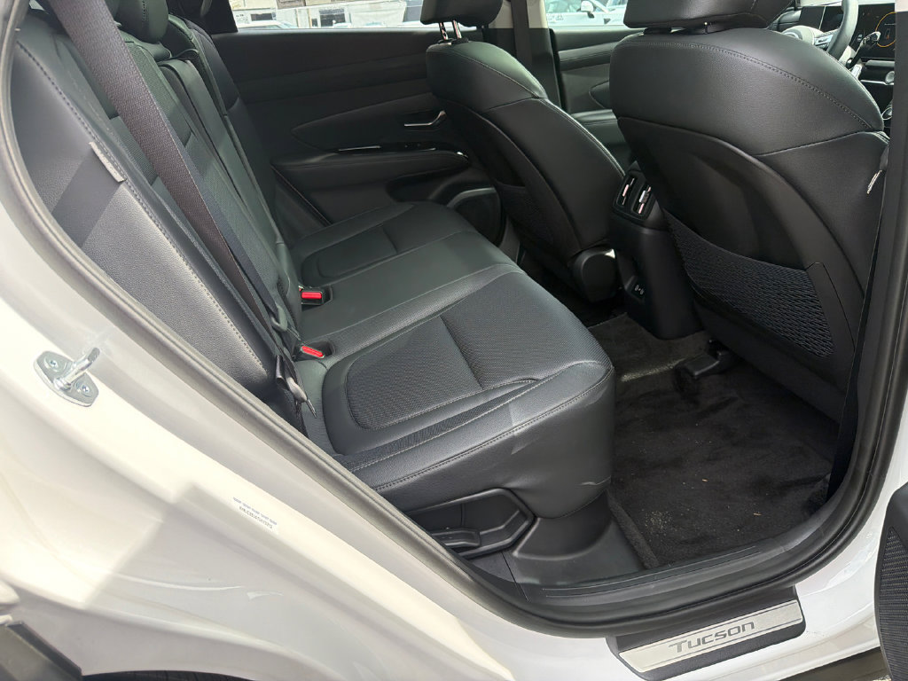 New 2026 Hyundai Tucson Limited AWD/4WD image 15
