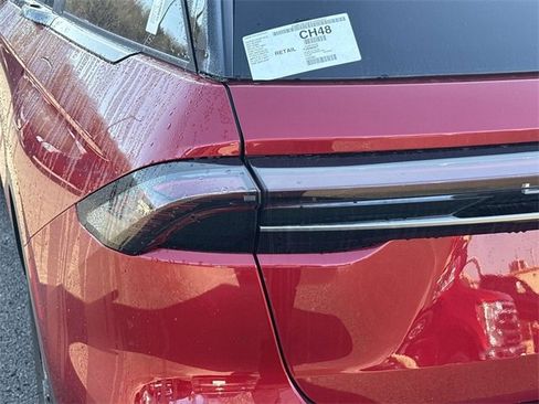 New 2026 Lincoln Nautilus Premier w/ Jet Appearance Package image 11