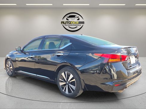 Used 2021 Nissan Altima 2.5 SL FWD image 5
