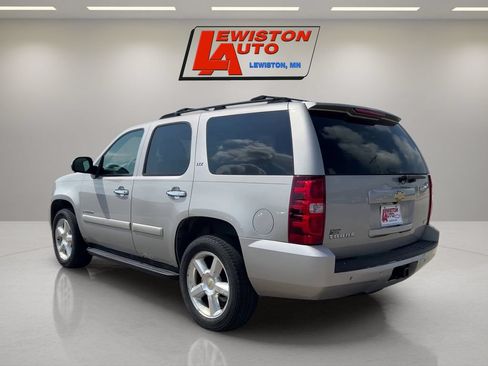 Used 2007 Chevrolet Tahoe LTZ w/ LTZ Preferred Equipment Group AWD/4WD image 3