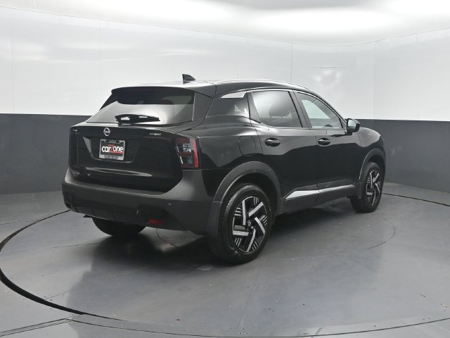 Used 2026 Nissan Kicks SV FWD image 25