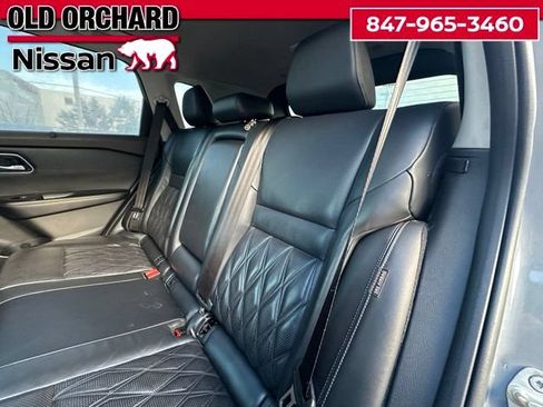 Used 2021 Nissan Rogue Platinum AWD/4WD image 13