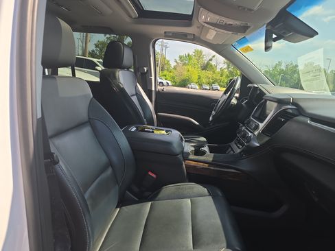 Used 2018 Chevrolet Tahoe LT AWD/4WD image 9
