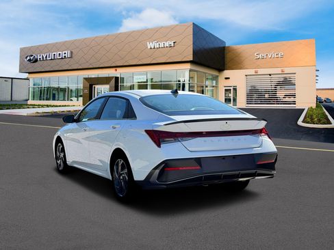 New 2026 Hyundai Elantra SEL Sport Premium FWD image 5