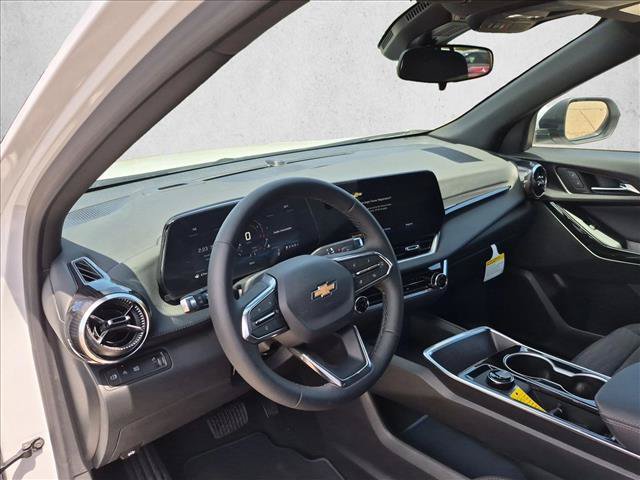 New 2027 Chevrolet Equinox LT FWD image 3