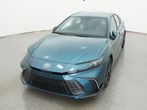 New 2026 Toyota Camry SE image 16