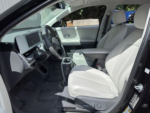 Used 2022 Hyundai Ioniq 5 SEL w/ Cargo Package RWD image 15