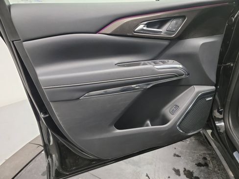 Used 2025 Chevrolet Traverse High Country image 13