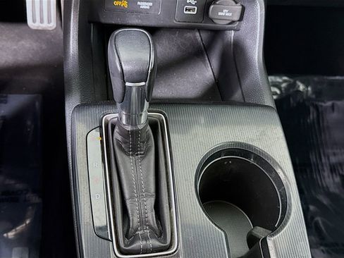 Used 2023 Honda Civic Sport image 8