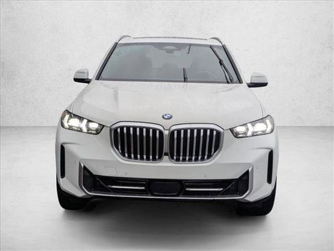 New 2026 BMW X5 xDrive40i w/ Premium Package image 5