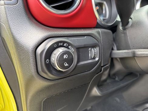 Used 2023 Jeep Gladiator Rubicon w/ LED Lighting Group image 46