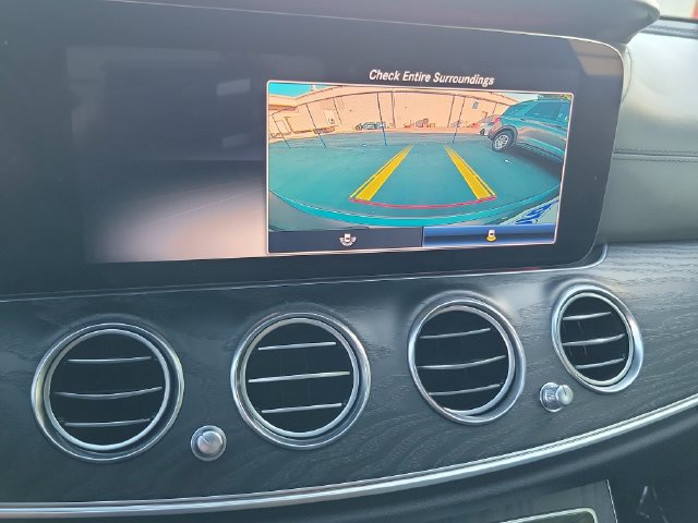 Used 2020 Mercedes-Benz E 350 Sedan image 14