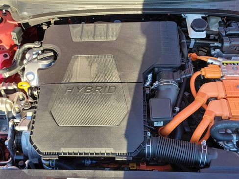 Certified 2025 Hyundai Elantra SEL image 25