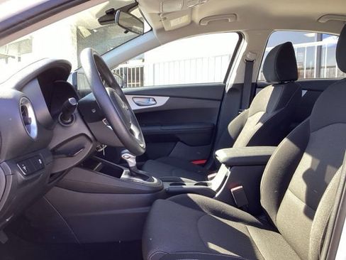 Used 2024 Kia Forte LXS image 18