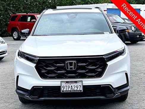 Used 2025 Honda CR-V Sport image 2