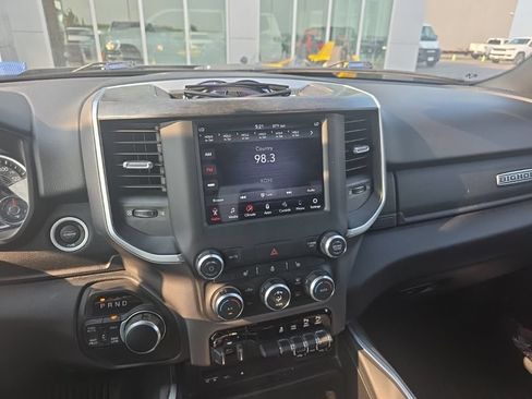 Used 2019 RAM 1500 Big Horn AWD/4WD image 5