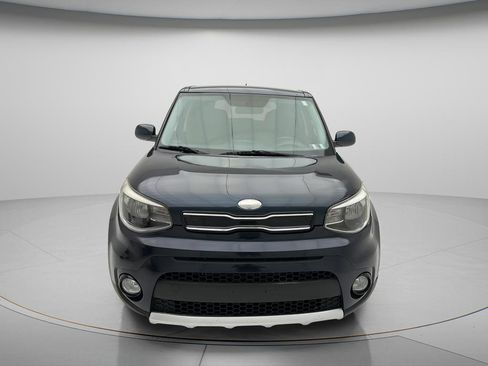 Used 2018 Kia Soul + FWD image 2