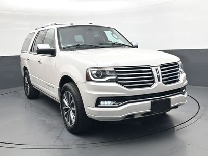 Used 2017 Lincoln Navigator Select
