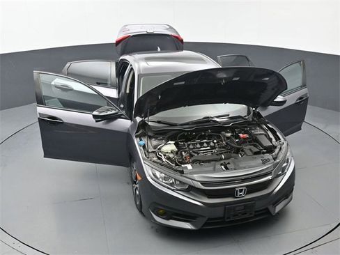 Used 2018 Honda Civic EX-T image 50