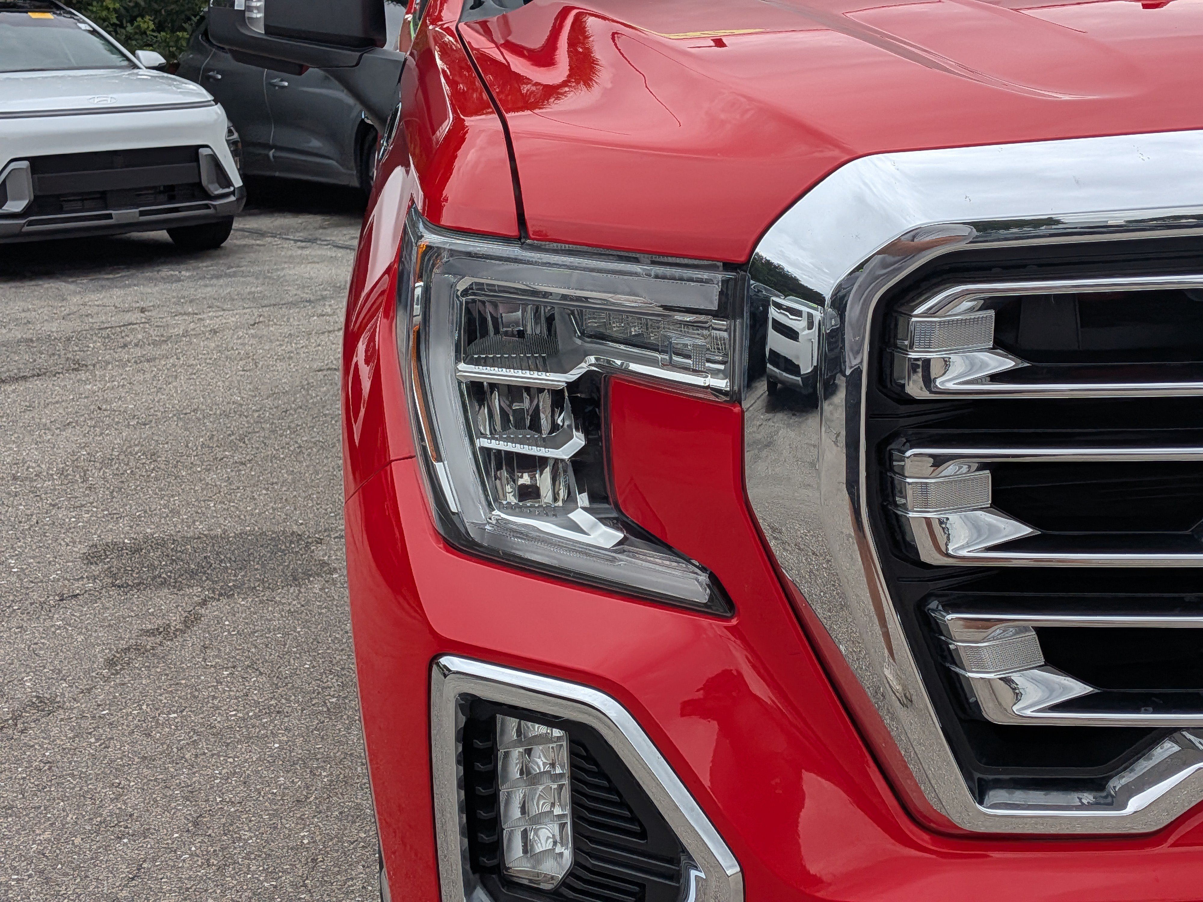 Used 2020 GMC Sierra 1500 SLT w/ X31 Off-Road Package AWD/4WD image 10
