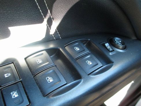 Certified 2021 GMC Canyon Denali image 27