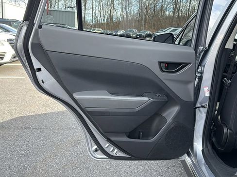 Certified 2024 Subaru Crosstrek 2.0i Premium image 22