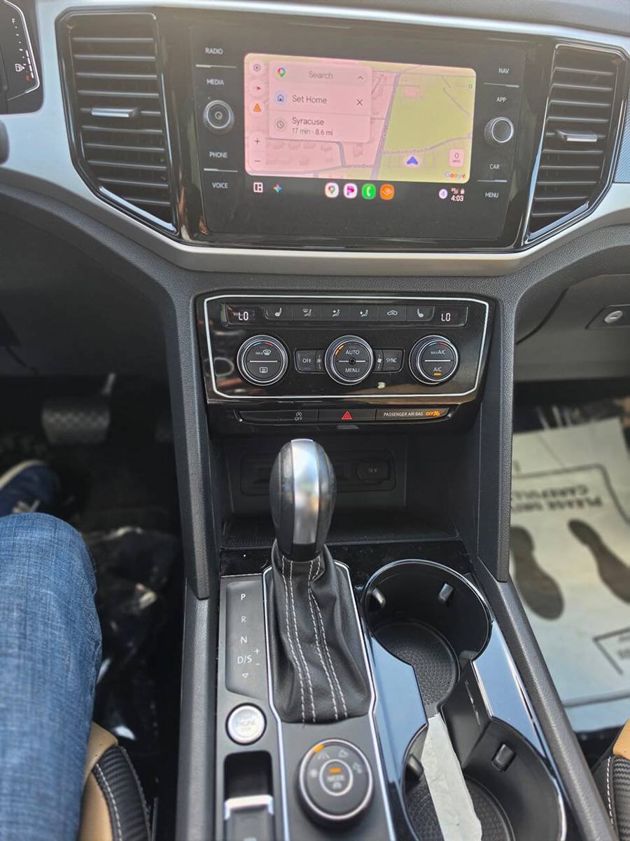 Used 2021 Volkswagen Atlas Cross Sport SEL AWD/4WD image 12