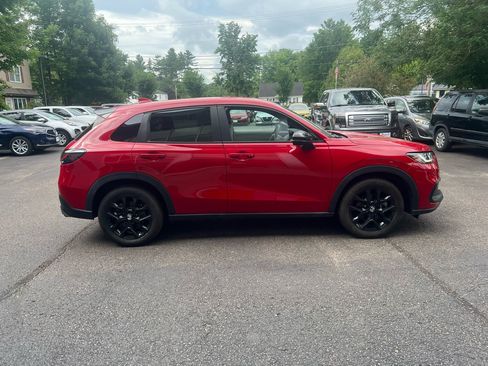 Used 2023 Honda HR-V Sport image 6