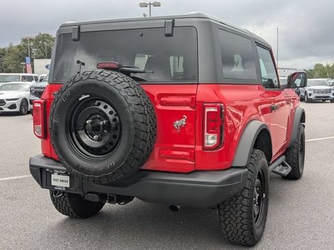 Used 2022 Ford Bronco Black Diamond AWD/4WD image 3
