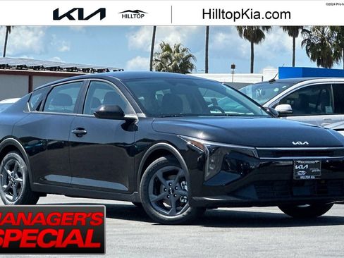 New 2026 Kia K4 FWD image 1