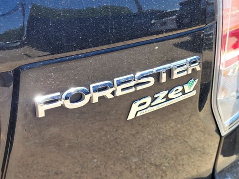 Used 2017 Subaru Forester 2.5i w/ Popular Package #2A AWD/4WD image 9