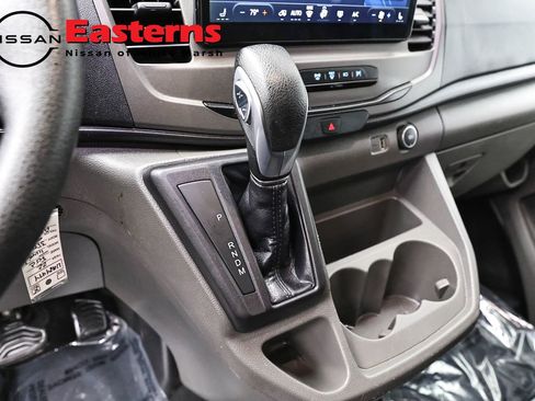 Used 2022 Ford Transit 350 XLT RWD image 13