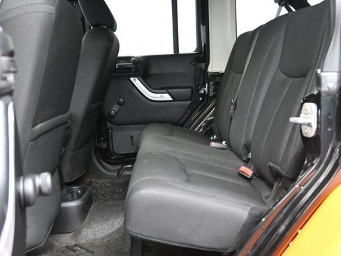 Used 2015 Jeep Wrangler Unlimited Sport w/ Connectivity Group image 22