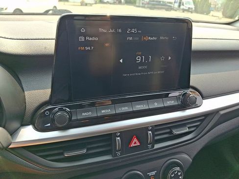 Used 2023 Kia Forte LXS FWD image 17