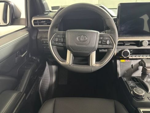 Certified 2026 Toyota Tacoma Limited AWD/4WD image 26