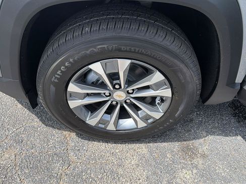 New 2026 Chevrolet Equinox LT FWD image 34