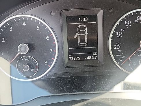 Used 2017 Volkswagen Tiguan Limited image 4