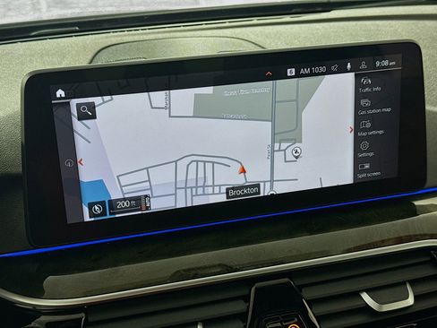 Used 2023 BMW 530i xDrive xDrive w/ Premium Package image 2