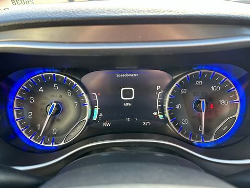 New 2026 Chrysler Pacifica Select w/ S Appearance Package AWD/4WD image 23