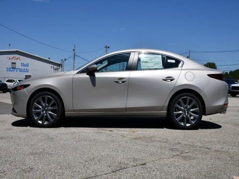 New 2026 MAZDA MAZDA3 2.5 S Sedan w/ Preferred Pkg FWD image 4