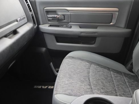 Used 2016 RAM 1500 Big Horn AWD/4WD image 12