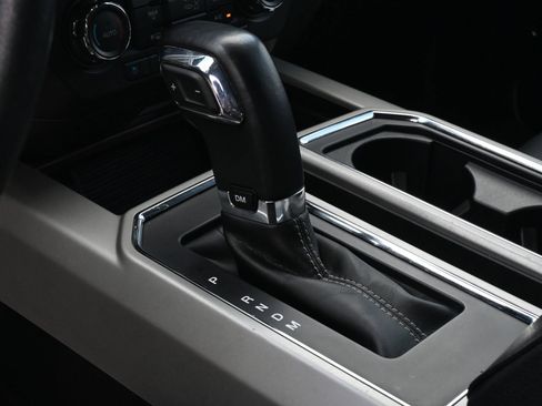 Used 2020 Ford F150 Lariat w/ Equipment Group 501A Mid RWD image 14