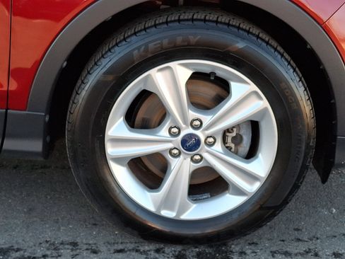 Used 2014 Ford Escape SE w/ Equipment Group 201A image 8