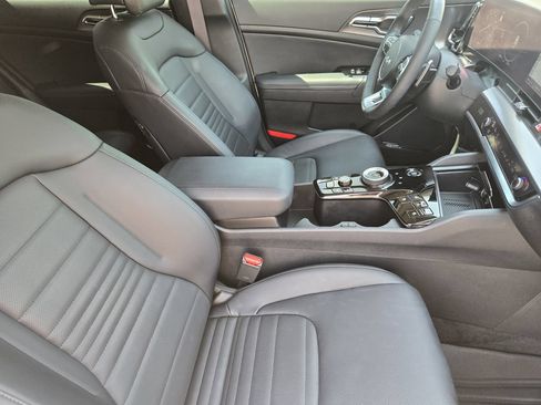 Certified 2024 Kia Sportage SX Prestige AWD/4WD image 19