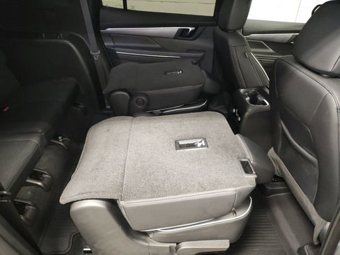 Used 2025 Buick Enclave Sport Touring w/ LPO, Floor Liner Package FWD image 13