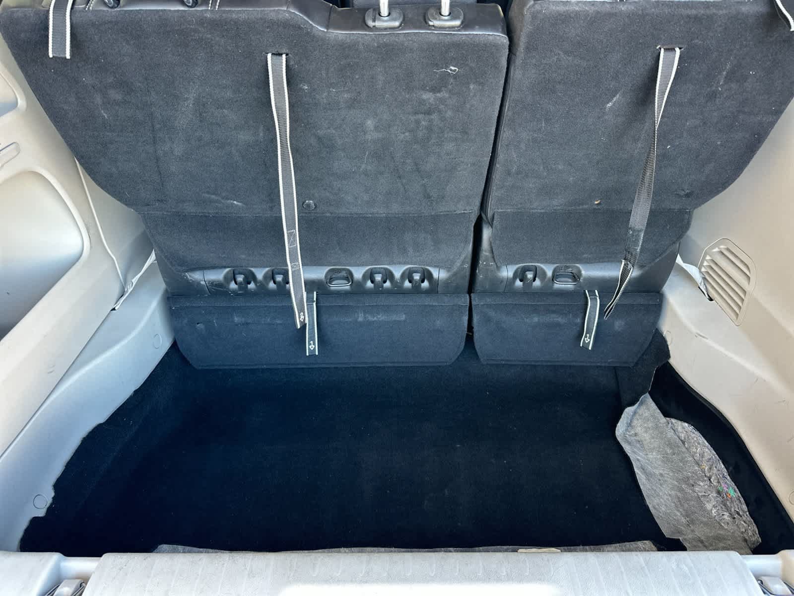 Used 2024 Chrysler Pacifica Touring-L FWD image 17